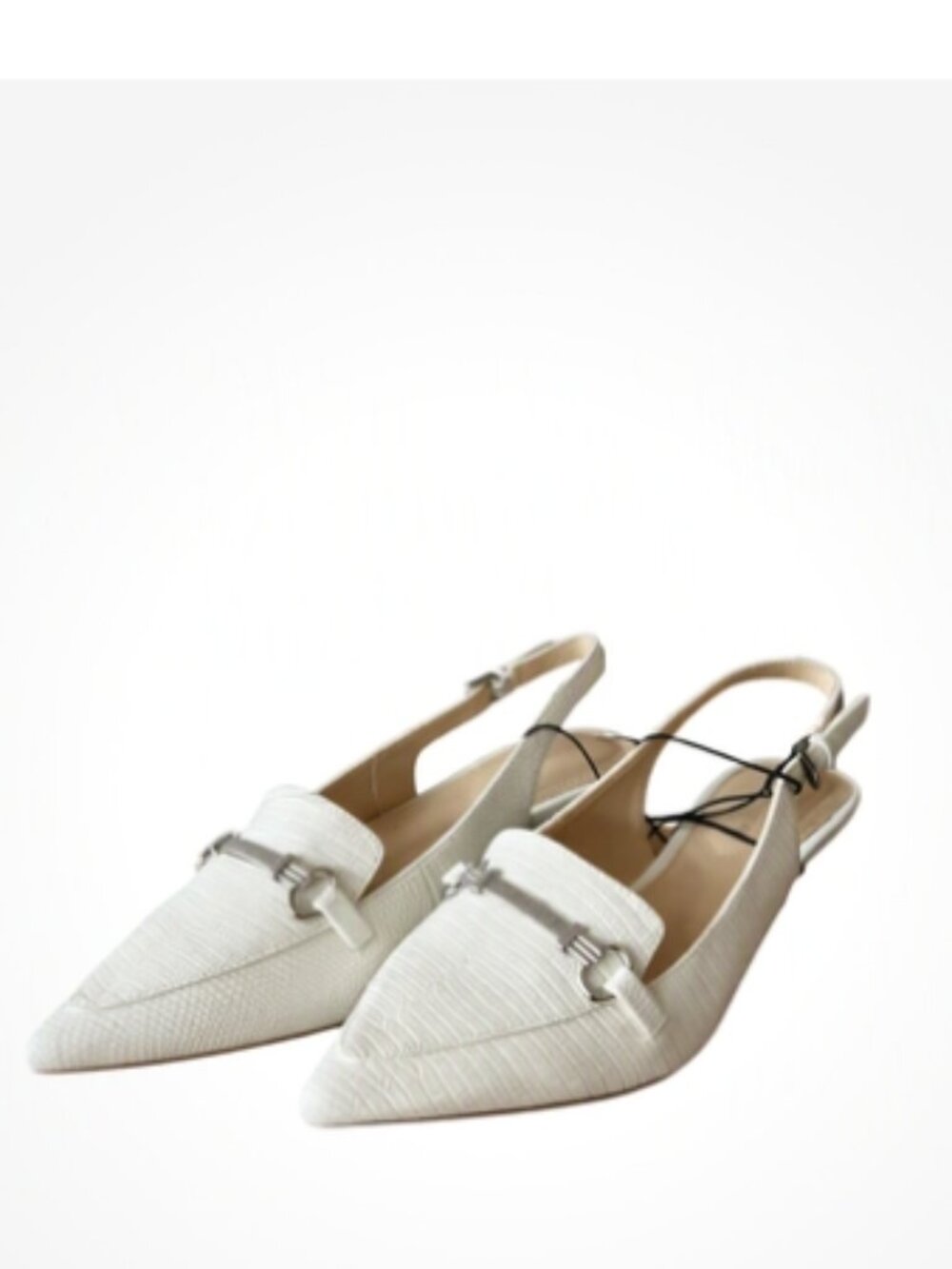 Liz Claiborne Queensboro Cream Slingback Heels – Women’s 6.5M – New in Box